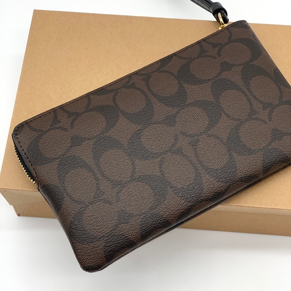 Coach Large Corner Zip Wristlet Signature Canvas - Picture 9 of 9